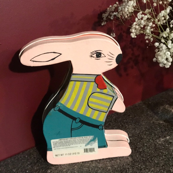 Vintage Retro Easter Chocolate Bunny Decor Box 🐰 - Picture 3 of 6